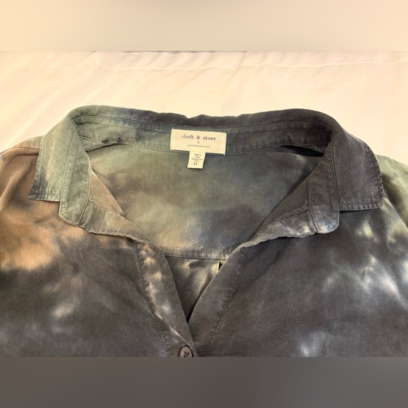 Cloth & Stone Anthropologie Tie-Dye Button Down Shirt in Black/Green/Brown - XL - Picture 5 of 16